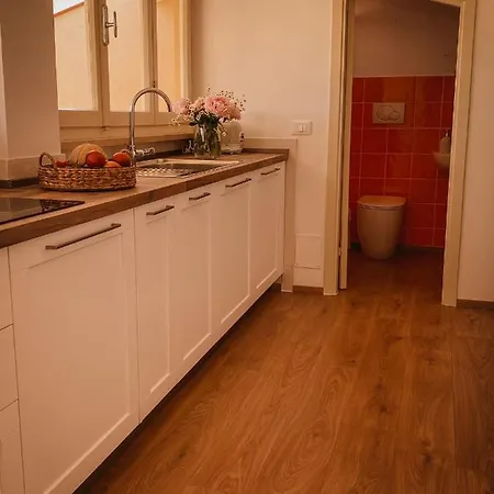 La Mansarda Degli Ulivi アパート ポルトフェッラーイオ